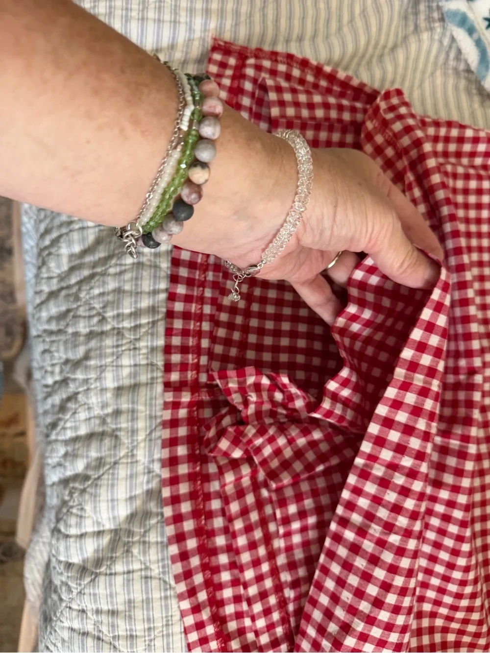 A. Byer Red Gingham Women's Skort - Classic Summer Style size 7 - Picture 2 of 6